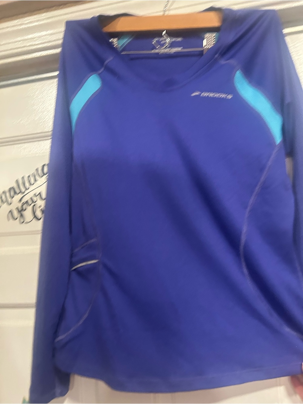 Brooks Women’s Long-Sleeve Running Top - Royal Blue with Teal Accents